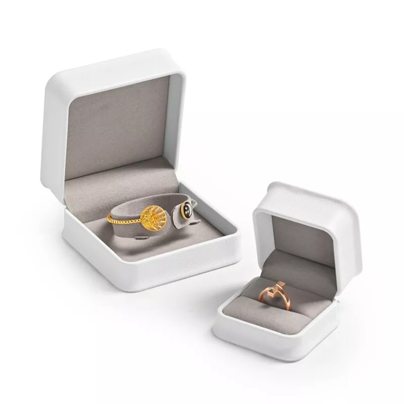 CustomwhitePUleatherjewelryboxwithmicrofiber-format_webp-5