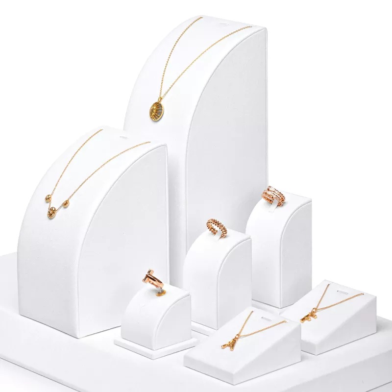 FANXIluxurymetalframewithwhitemicrofiberjewe-format_webp-2