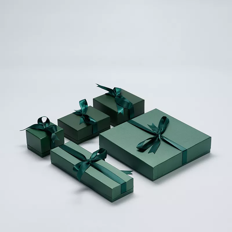 FANXIwheretobuyaringbox_customjewelry_yythkg-format_webp-1