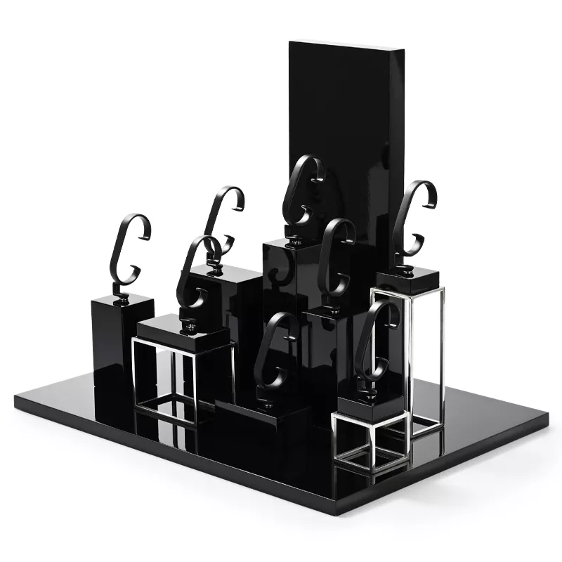 FANXIwatchholder_watchstand_watchdisplayexcelleritsu-format_webp-3