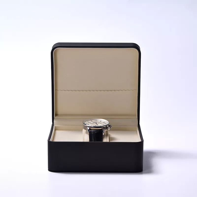 FANXIwatchbox_watchpackaging_watchpackingexcellerits-format_webp-1