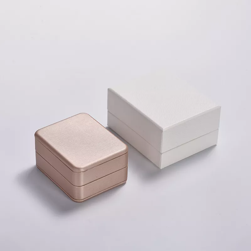 FANXImodernjewelrybox_antiquejewelrybox_women_sjewel-format_webp-2