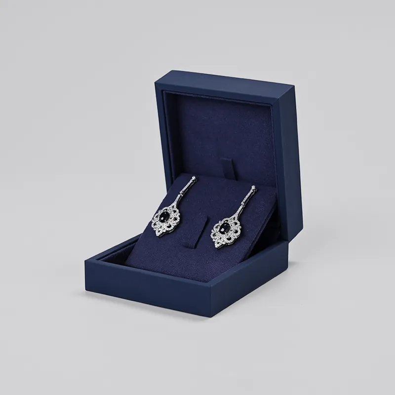 FANXIuniqueweddingringbox_jewelryboxespackaging_fanc-format_webp-1