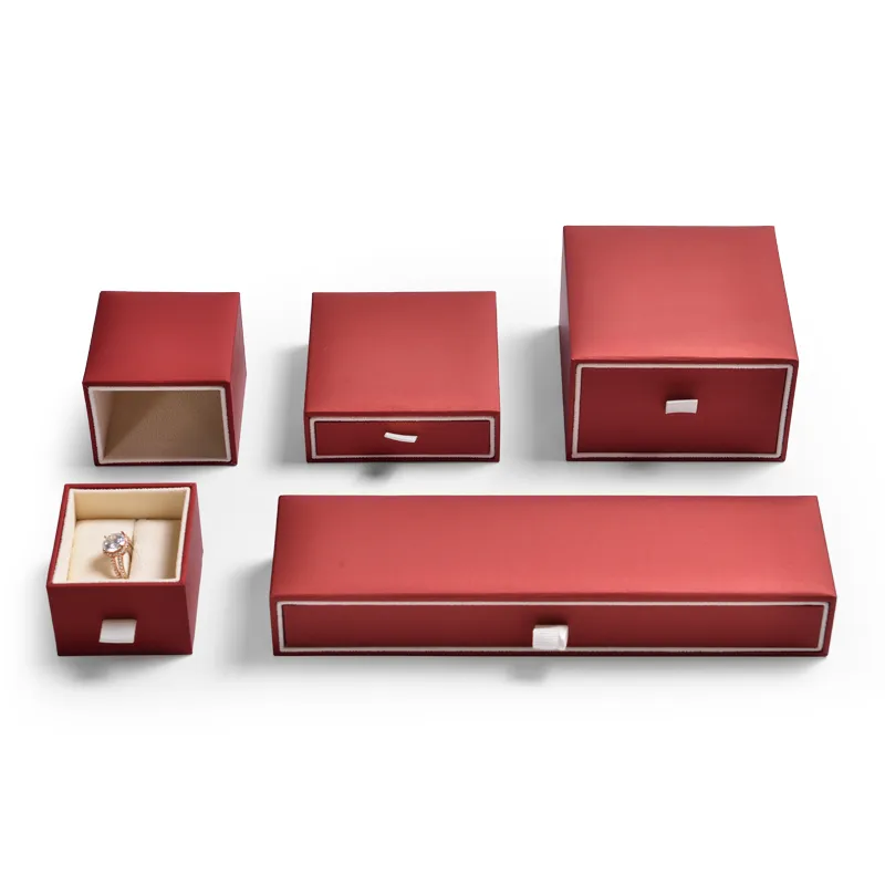 FANXIsmalljewelrybox_vintagejewelrybox_personalizedj-format_webp-2