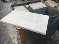 WhiteQuartzite600x350x30mmsquareedge-1