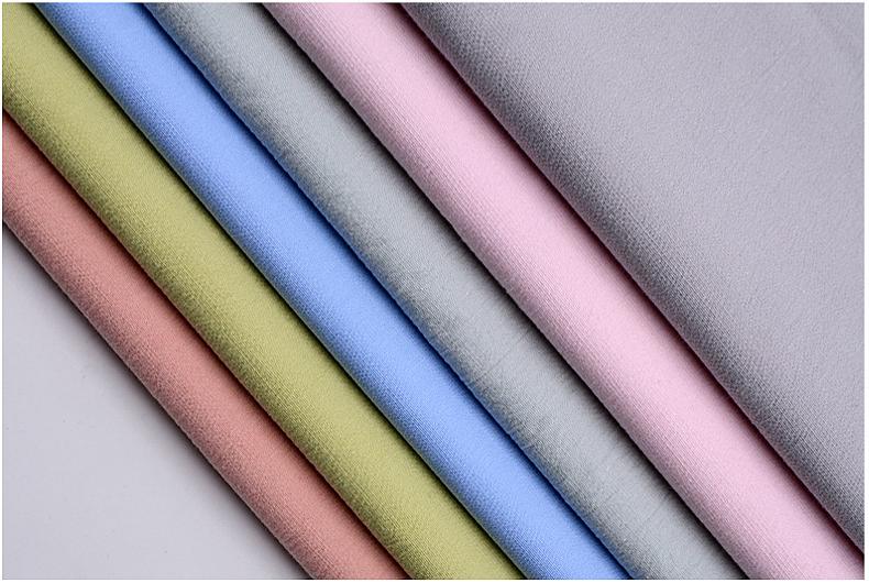 130 GSM 40S Cotton Stretch Crinkle Fabric – 97% Cotton / 3% Spandex Garment-Washed Plain Weave for Casual Shirts & Pants - View 3