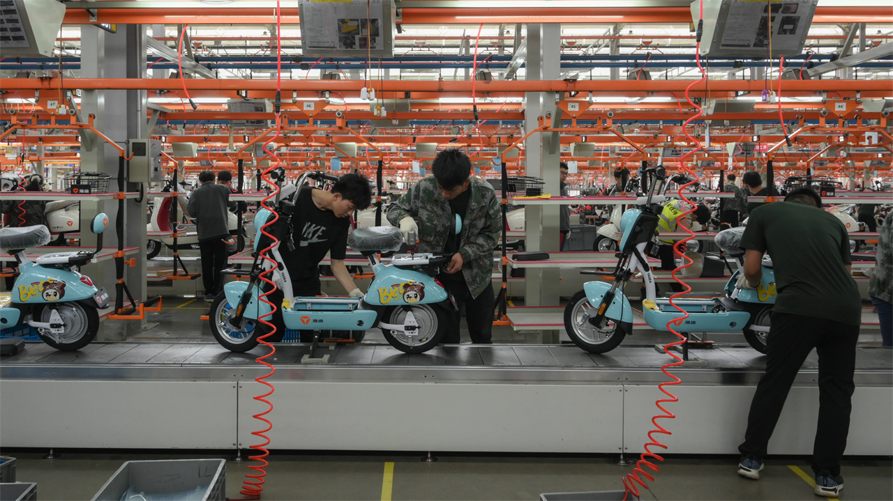 Electric scooters assembly line