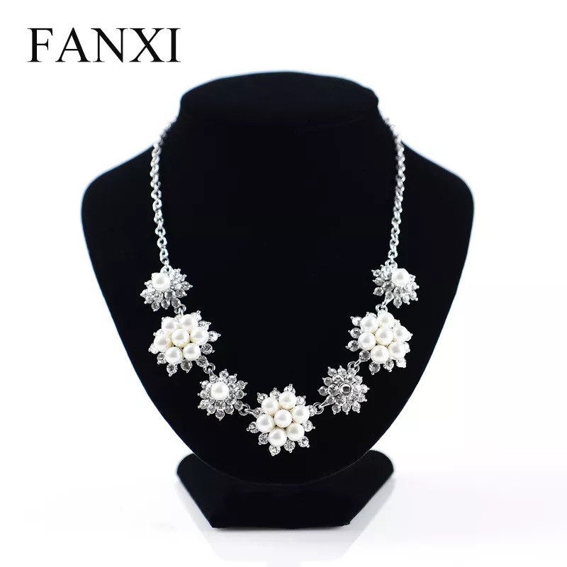 FANXICustomLuxuryClassicForJewelryShopAnd_yy-format_webp