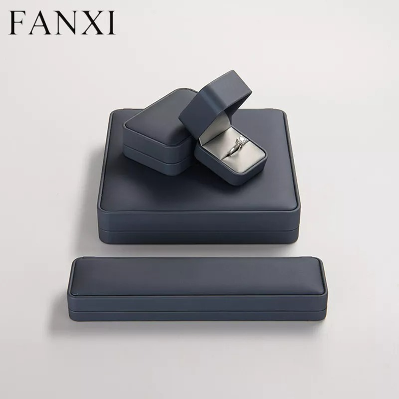 LuxuryPUleatherjewelrypackingbox-format_webp-3