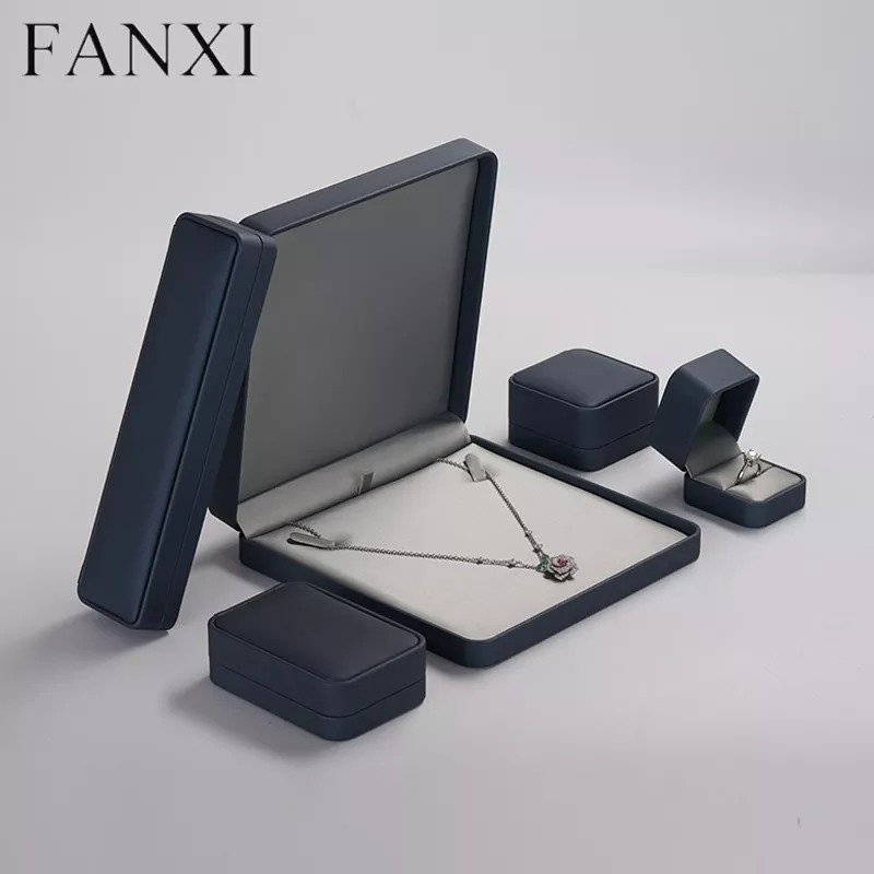 LuxuryPUleatherjewelrypackingbox-format_webp