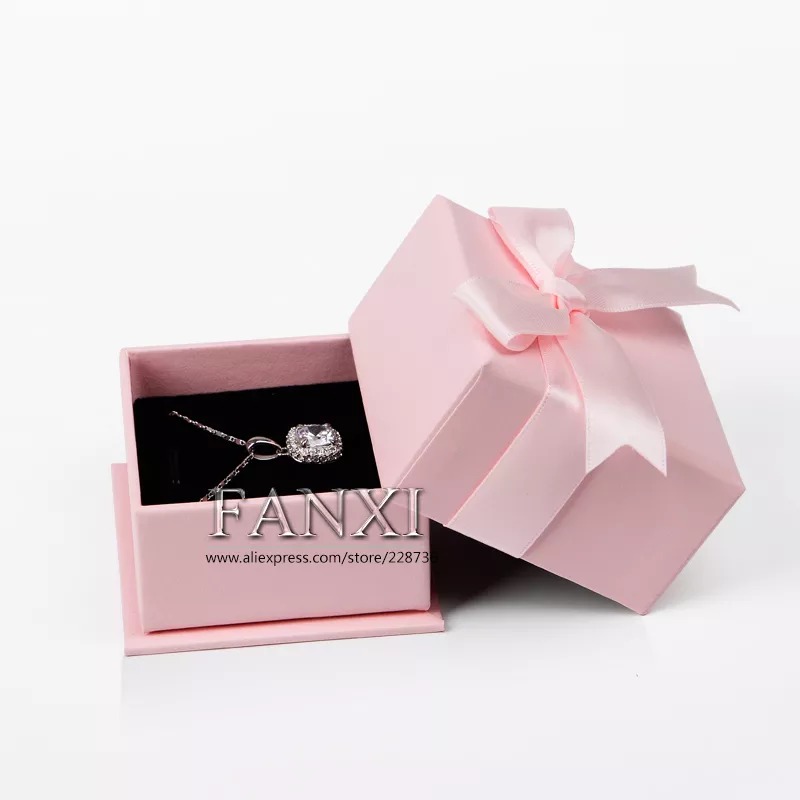 FANXICustomLogoWhitePinkCardboardleatherette-format_webp-3