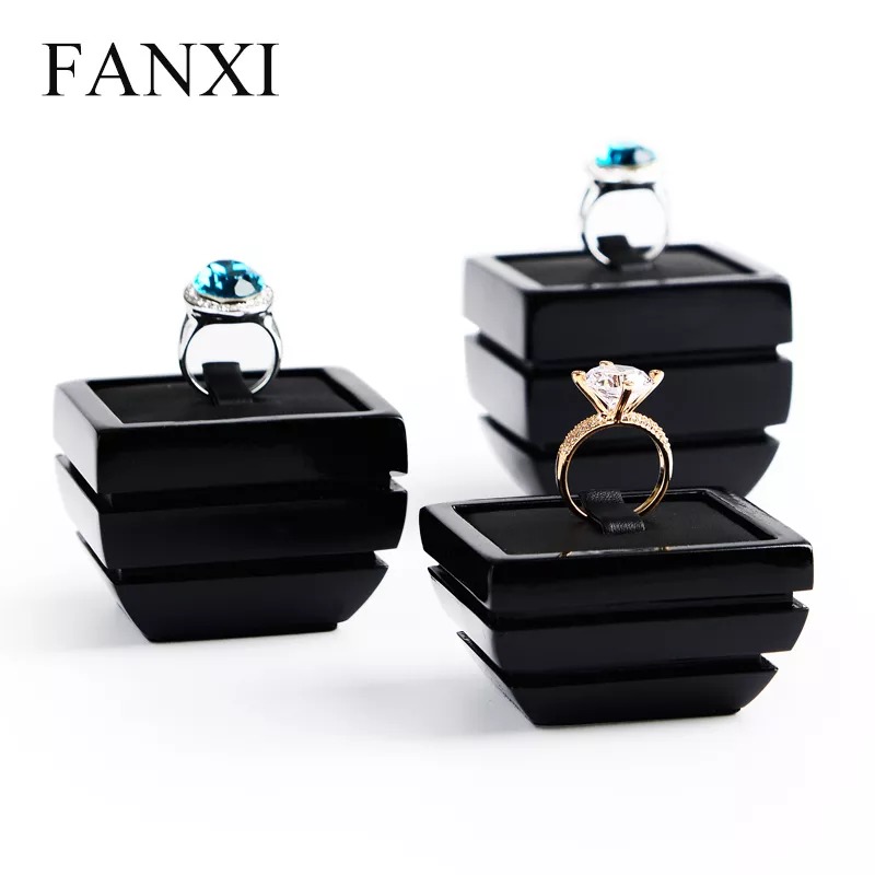 FANXICustomJewelleryShopandStoreShowcaseRack-format_webp-2