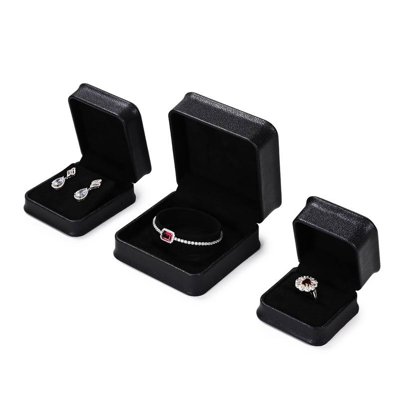 H158-FANXIcustomblackleatherjewelrypackagingboxwithblackmicrofiberinside-3