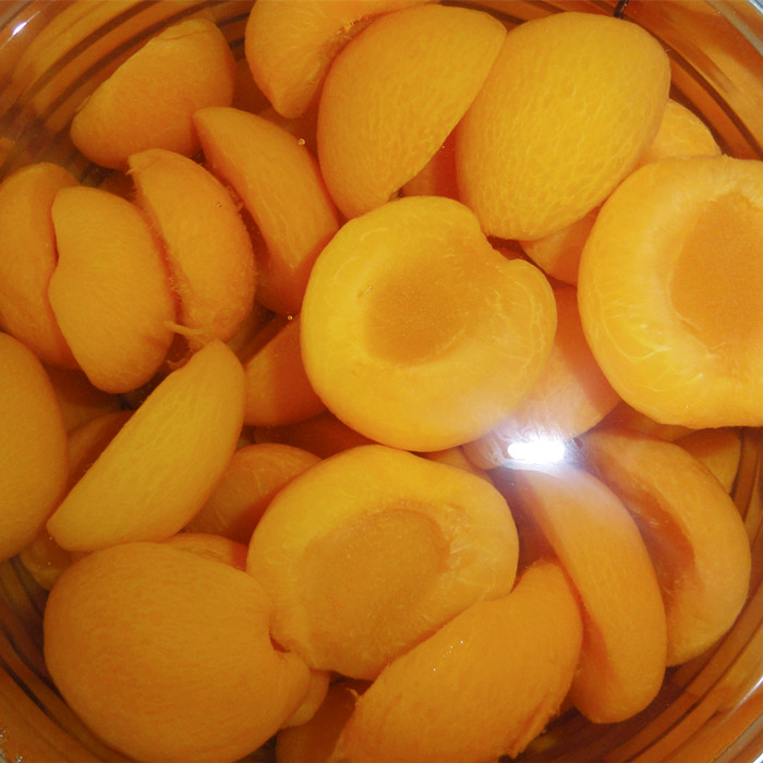 canned-apricot-half