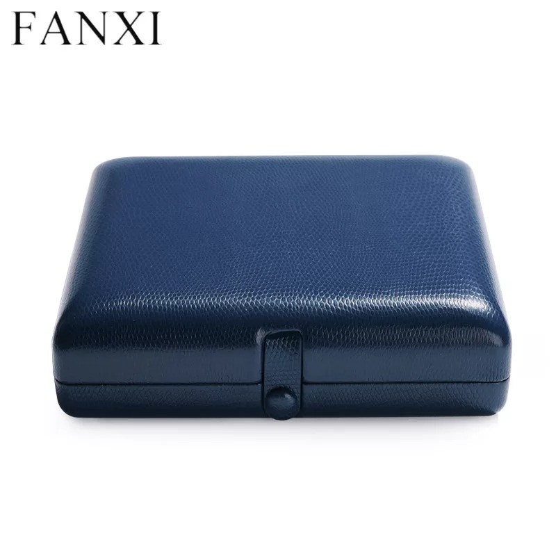 NewdesignnavybluePUleatherjewelryorganizer_y-format_webp-6