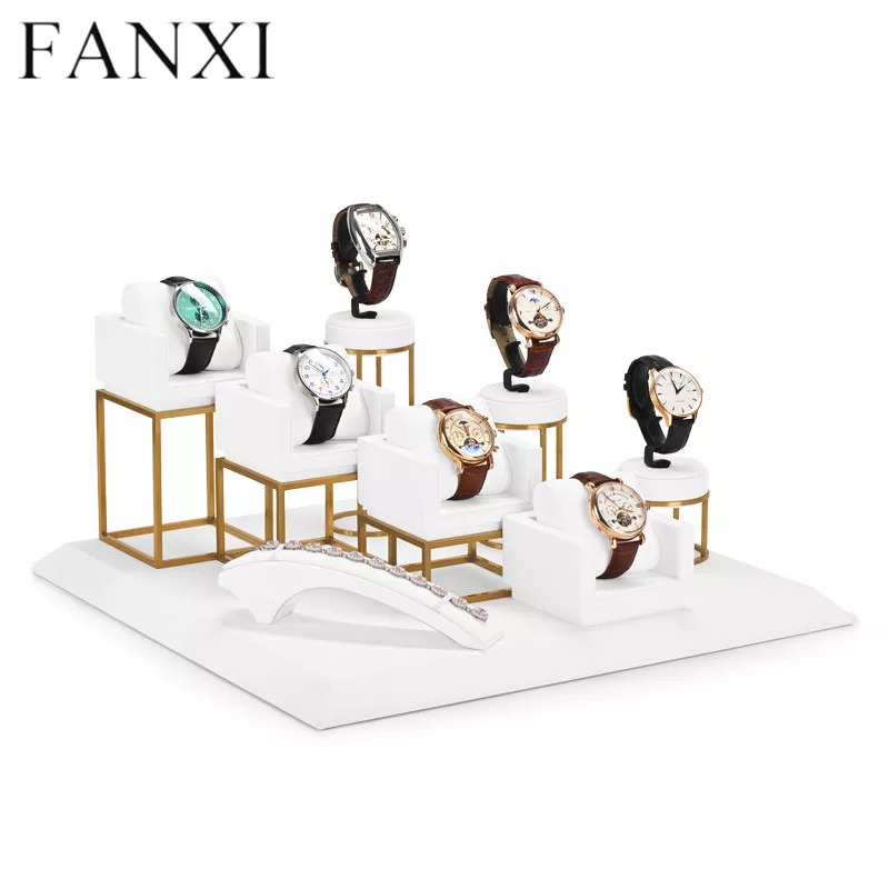 Luxurymetalframewatchdisplaysetwithwhite_yyt-format_webp-2