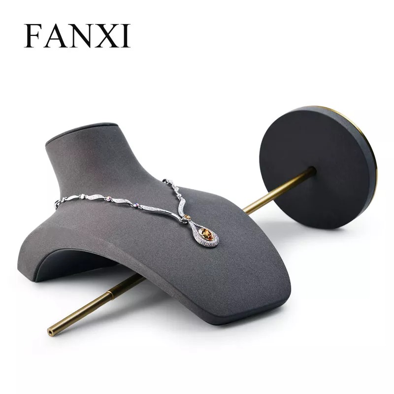 mannequinsjewelrydisplaybuststand-format_webp