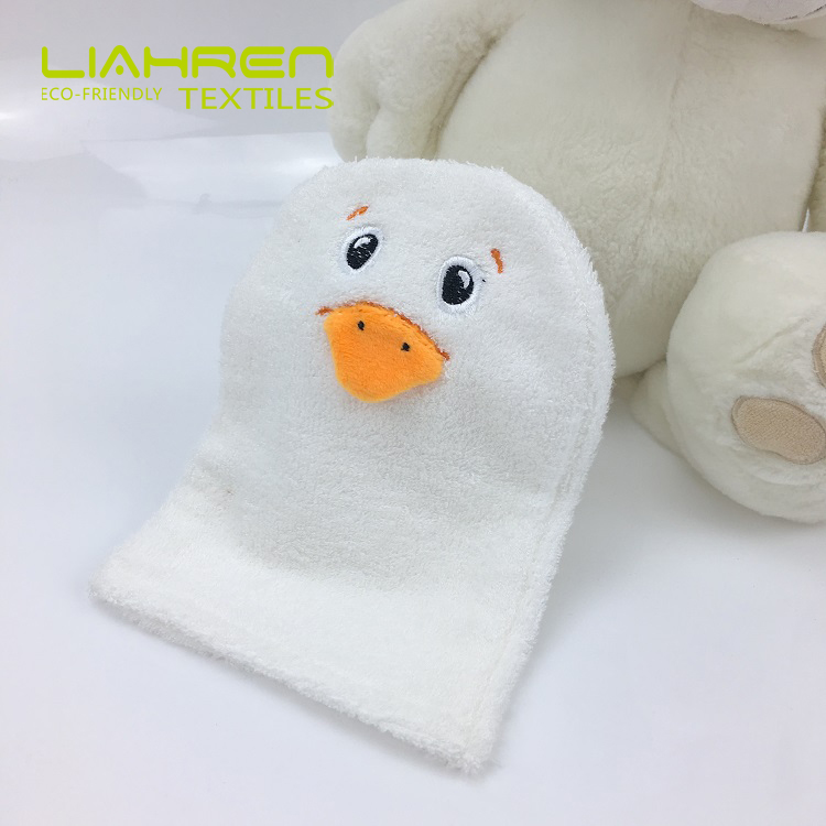 Baby Bath Mitten With Animal Design - View 3
