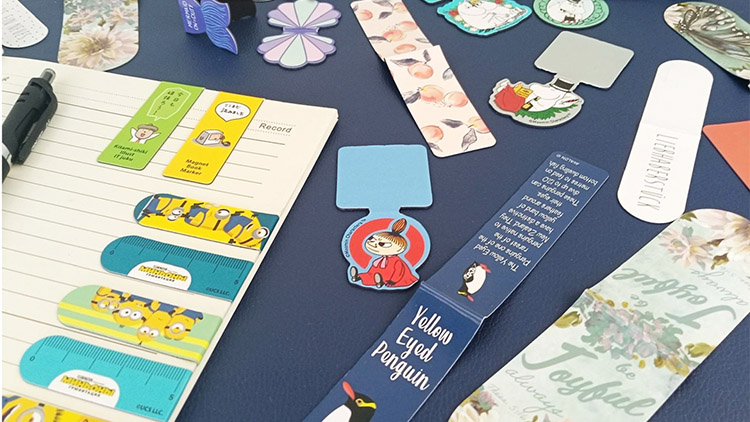 cute magnetic bookmarks