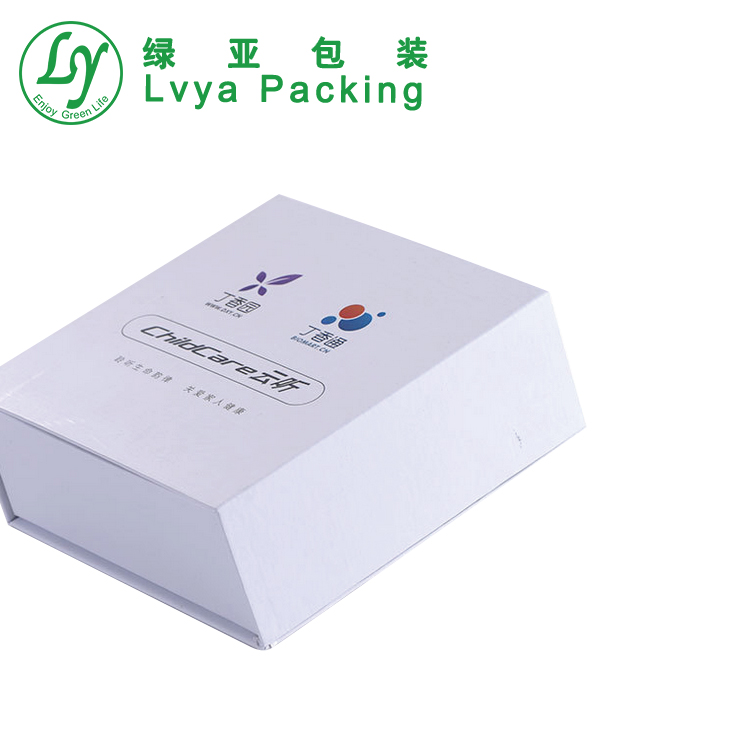 whitemagnetboxwithcolorfullogo-2