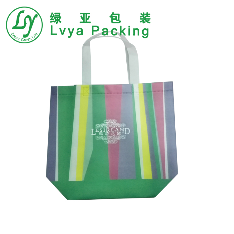 Foldablecustomnonwovenbagreusablelaminatedppnonwovengiftbag-2