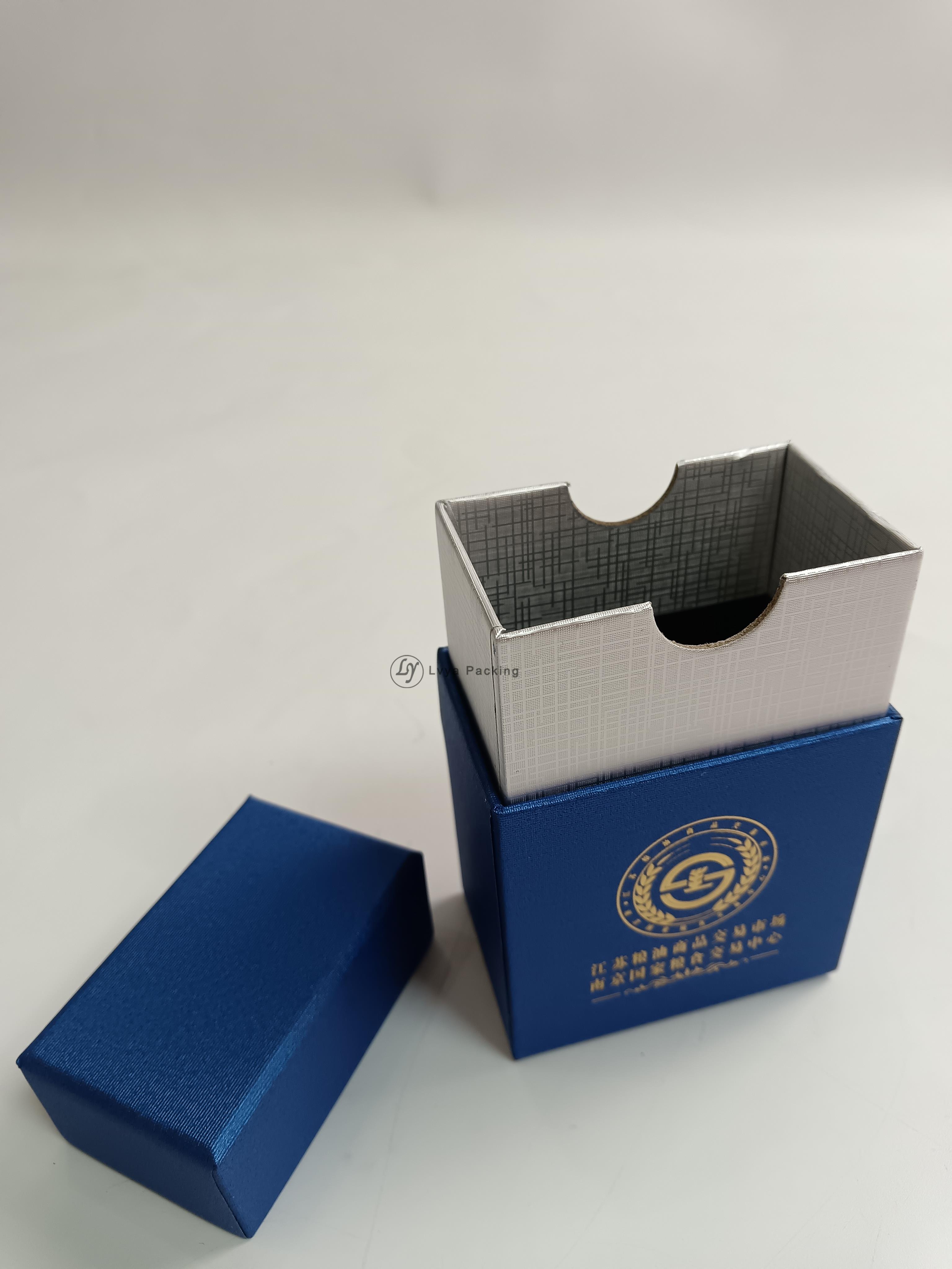 Luxurycustomlogoslideoutgiftboxesrigidhardcasecardboardpackagingremovablelidandbasepaperboxwithneck-5