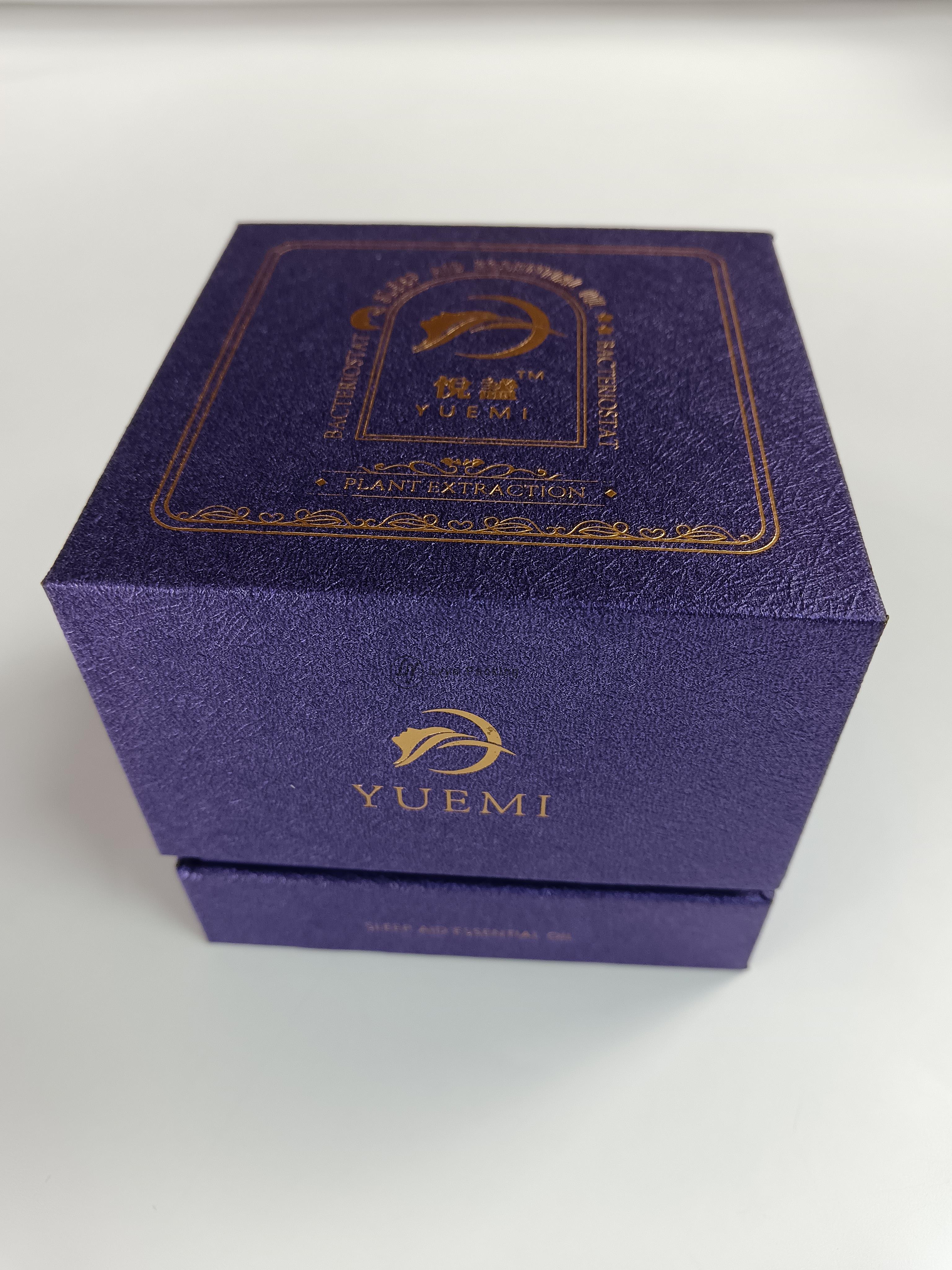 Custompurplerigidflipopenpremiumluxurygoldstampingpackageboxeswithinsert-5