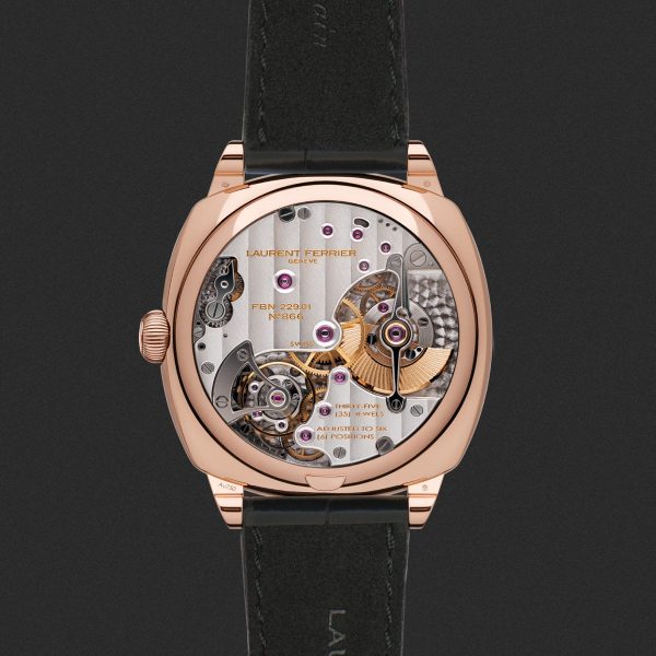 LAURENT-FERRIER-SQUARE-MICRO-ROTOR-RETRO-GOLD-CASEBACK-600x600