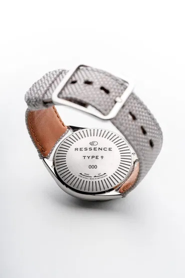 ressence-type-9-aqua-1096744953-3-scaled