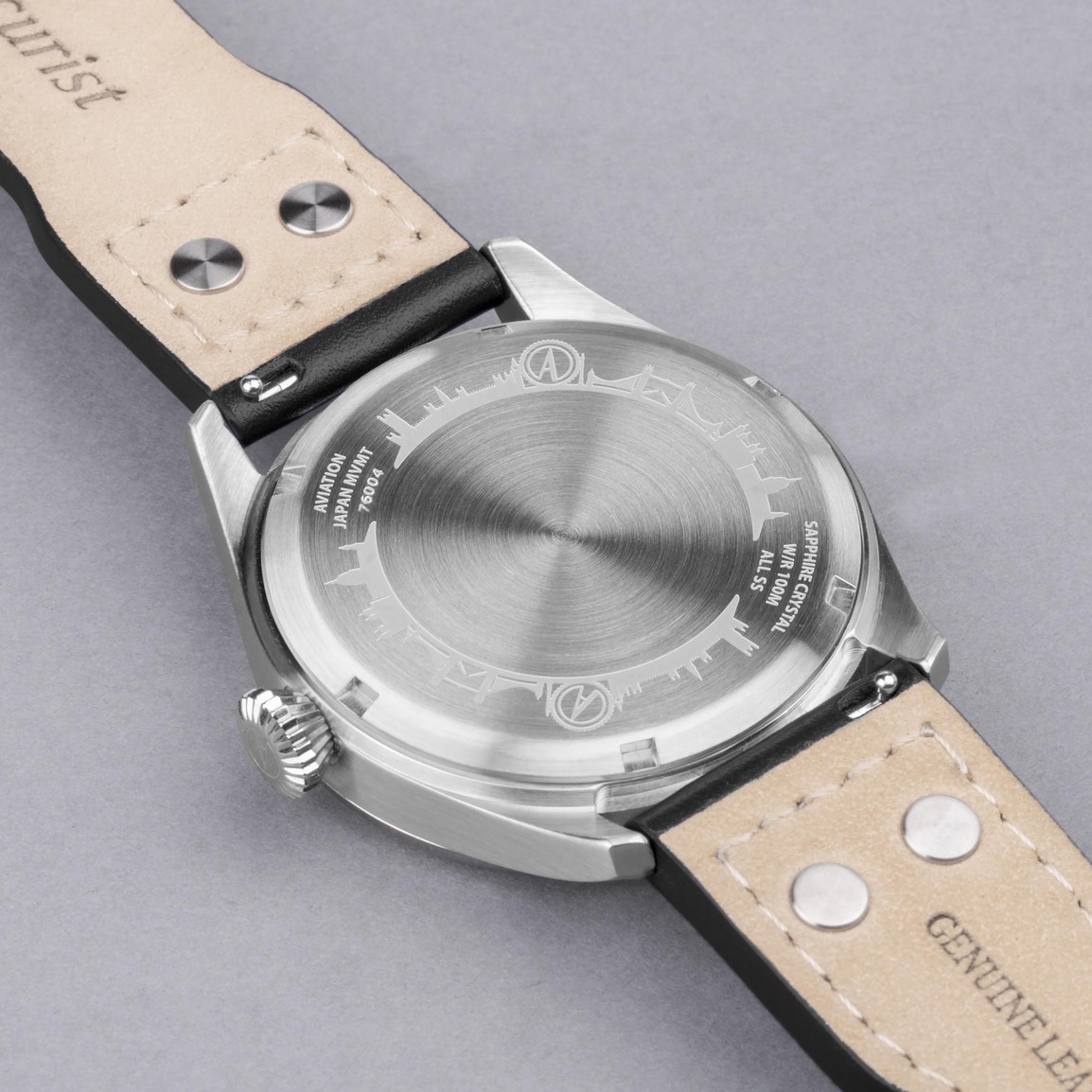 ACCURIST_76004_CASEBACK