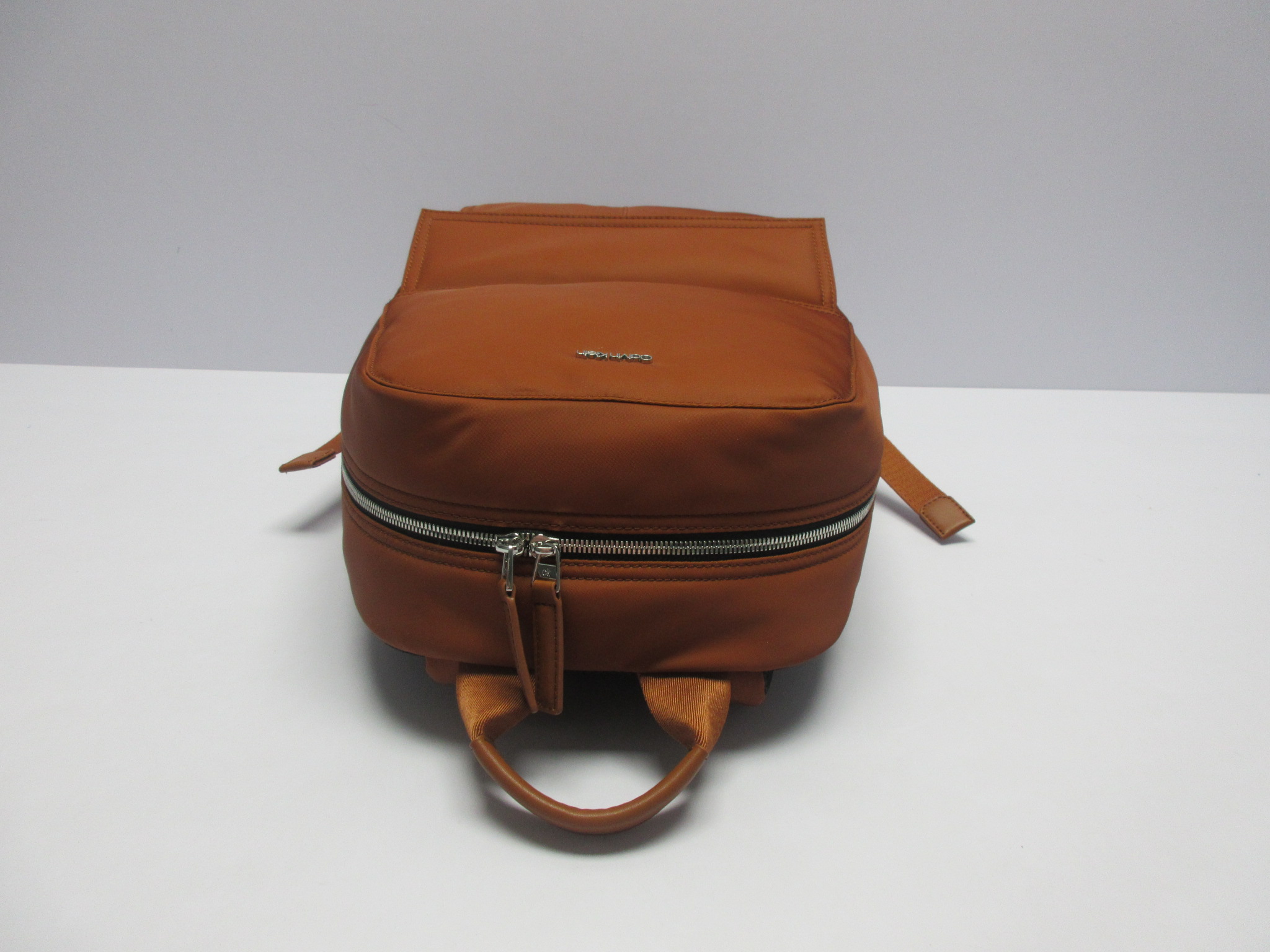 PF22UTILITYPCKTBACKPACKGINGERBREAD-TOP