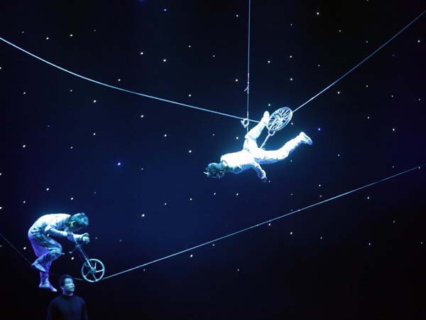 Acrobatics Show in Beijing Acrobatics Show in Beijing