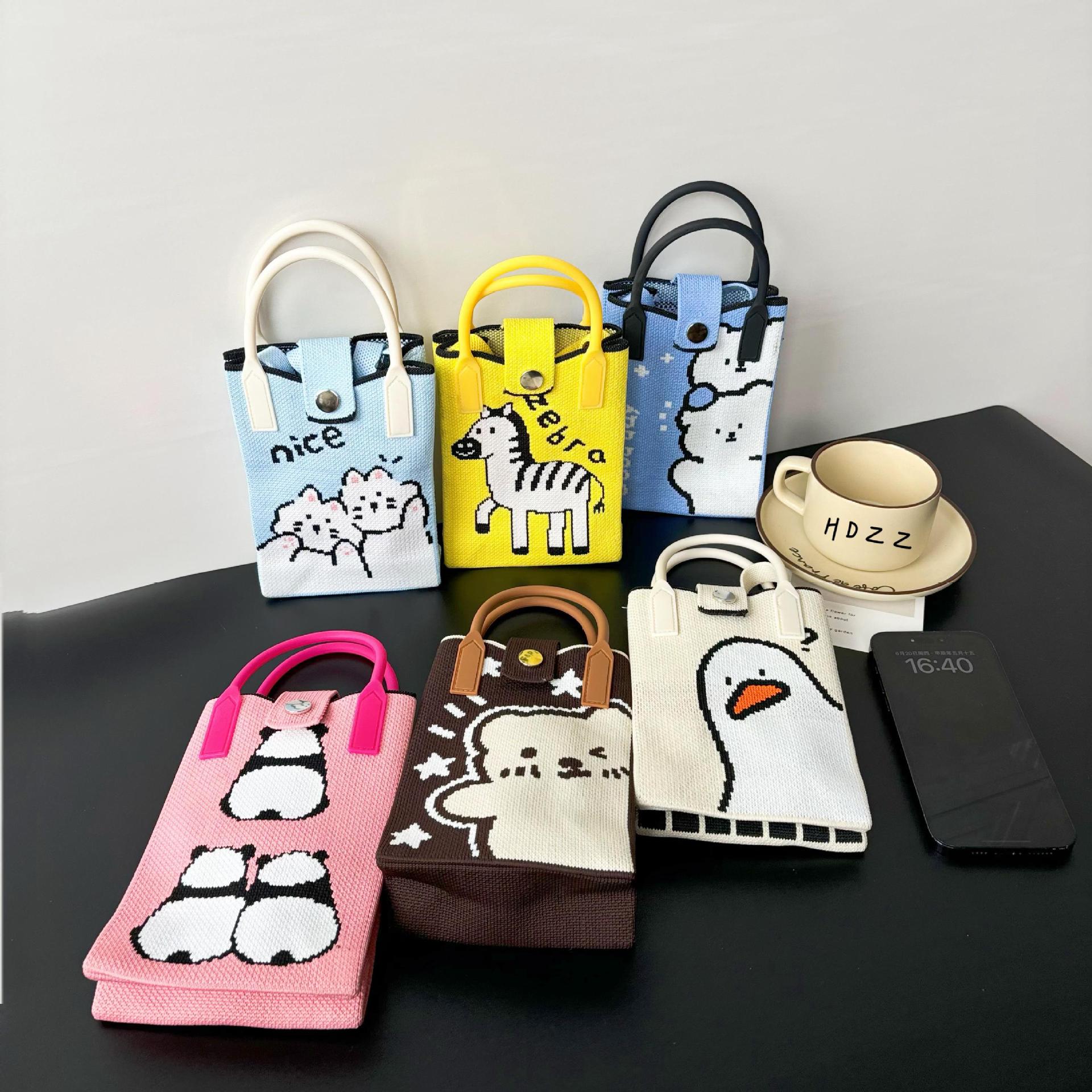 Insnewcellphonebagcutecartoonknittedbagnichedesign-10002