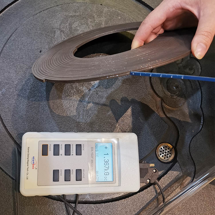 Testing Flexible Neodymium Magnet with a handheld Gauss meter