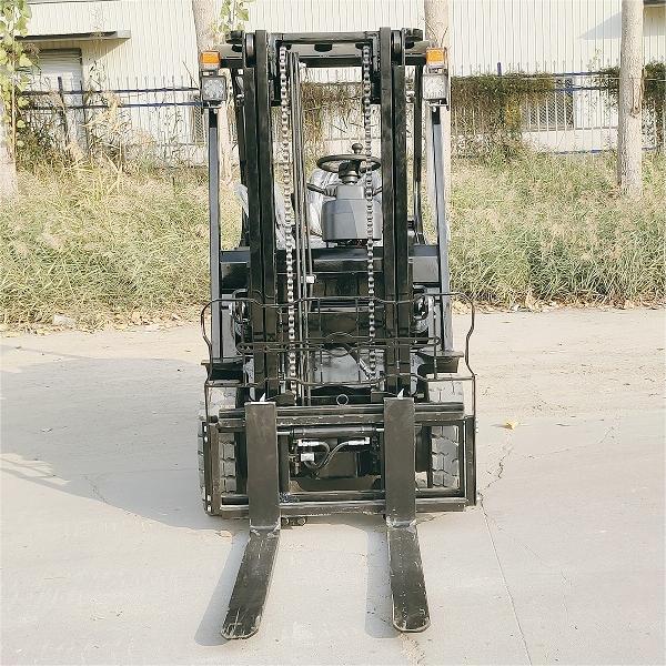 2.5tonforklift-1