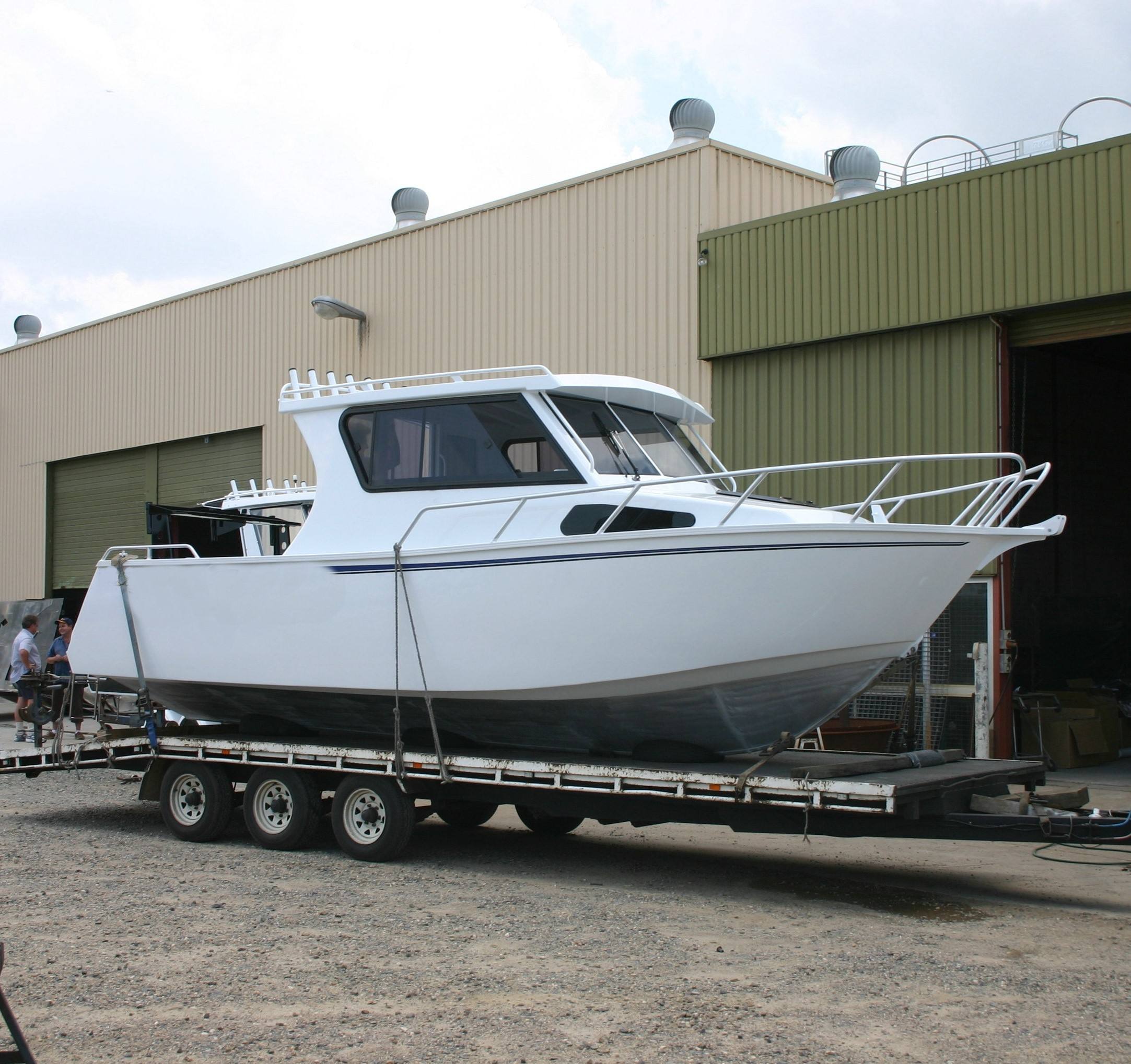 7.5mAluminumLuxuryYachtCabinCruiserCenterConsoleFishingBoatforSale_6476f24c537530d057c917be8aa5daca1