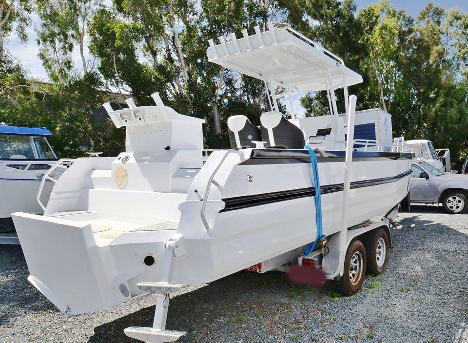 7.5m24ftoutboardaluminumcenterconsolespeedboatawithhardtopforsaltwaterfishingboatforsalemalaysia_1d186c2f96c176ba39923eefe72eee9c1