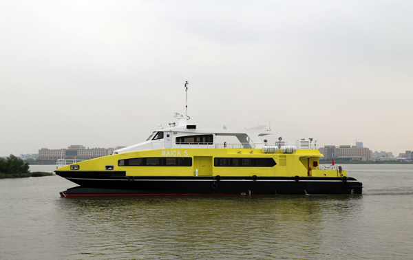 32mHighSpeedPassengerCatamaran32.8mPassengerFerryJL3200AFashionPassengerFerry-32m_e48356a6f1588de1bf5c8d894cb2f6c0