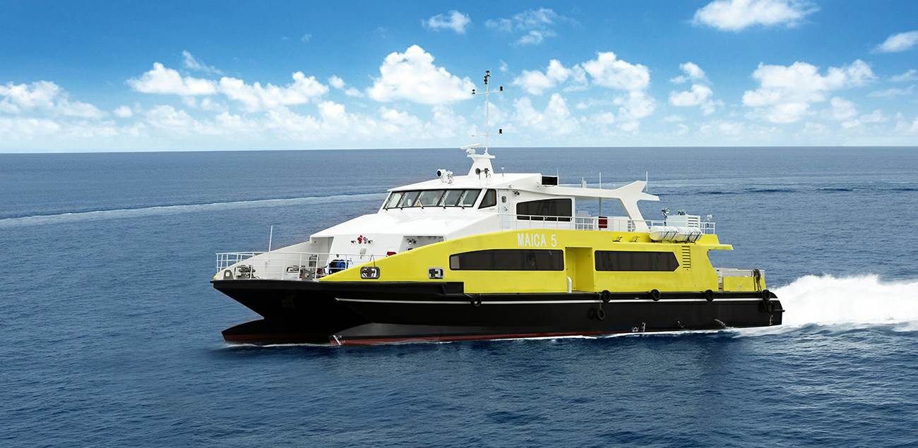 32mHighSpeedPassengerCatamaran32.8mPassengerFerryJL3200AFashionPassengerFerry-32m_1127cea8fea10ac358470bf57aba9845