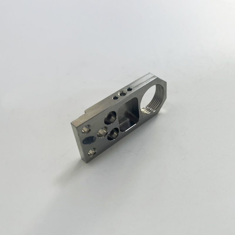 Precision-Customer-Service-Machined-Aluminum-Machining-CNC-Milling-Parts-4