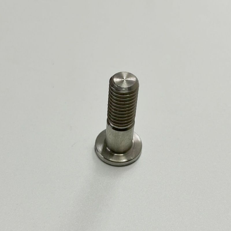 Customized-Drawing-CNC-Turned-Precision-Machining-Hub-Bolt-Fasteners-Aluminum-CNC-Turning-Parts-3