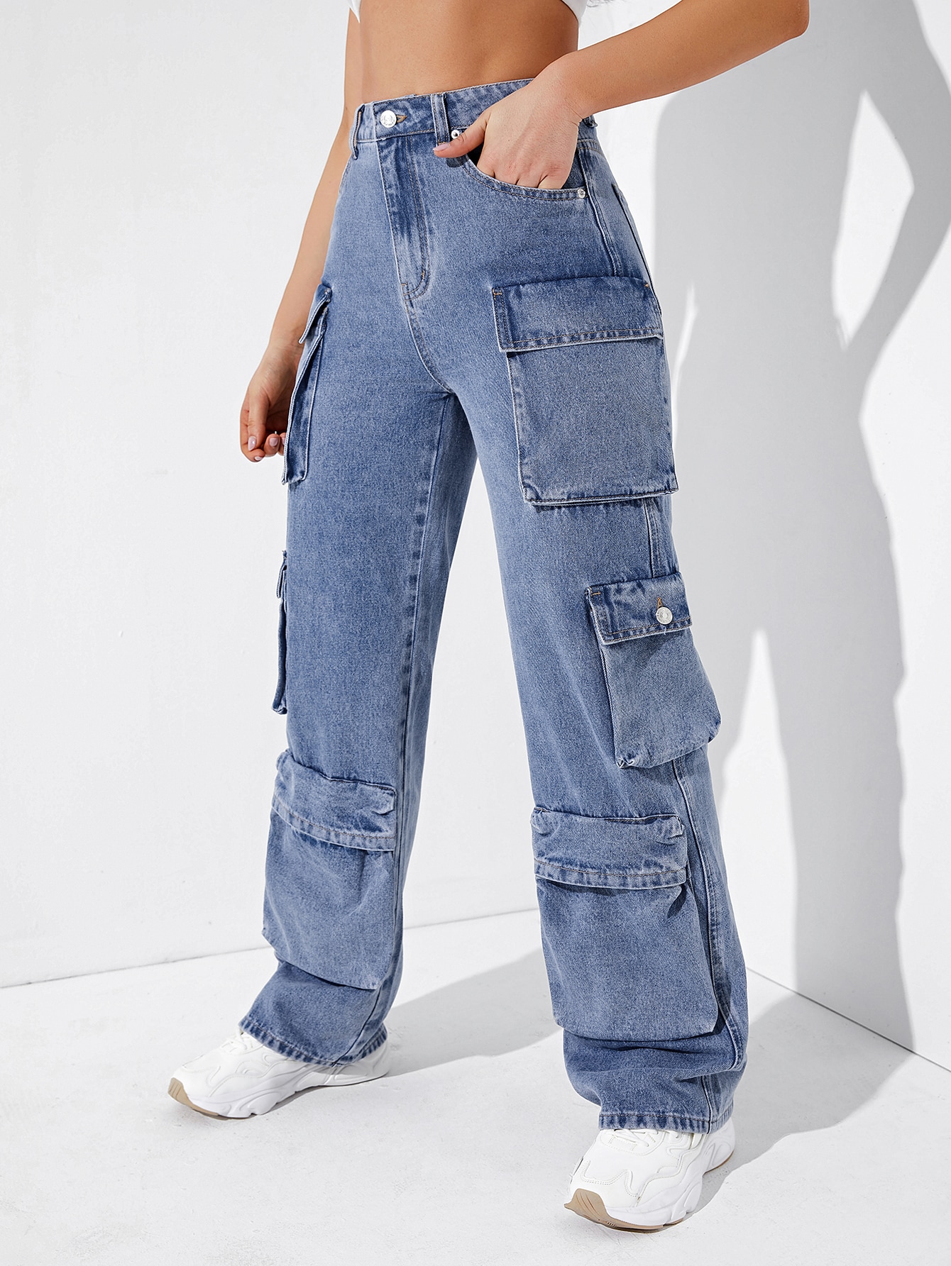 HighWaistedFlapPocketCargoJeans_10040355_details_3