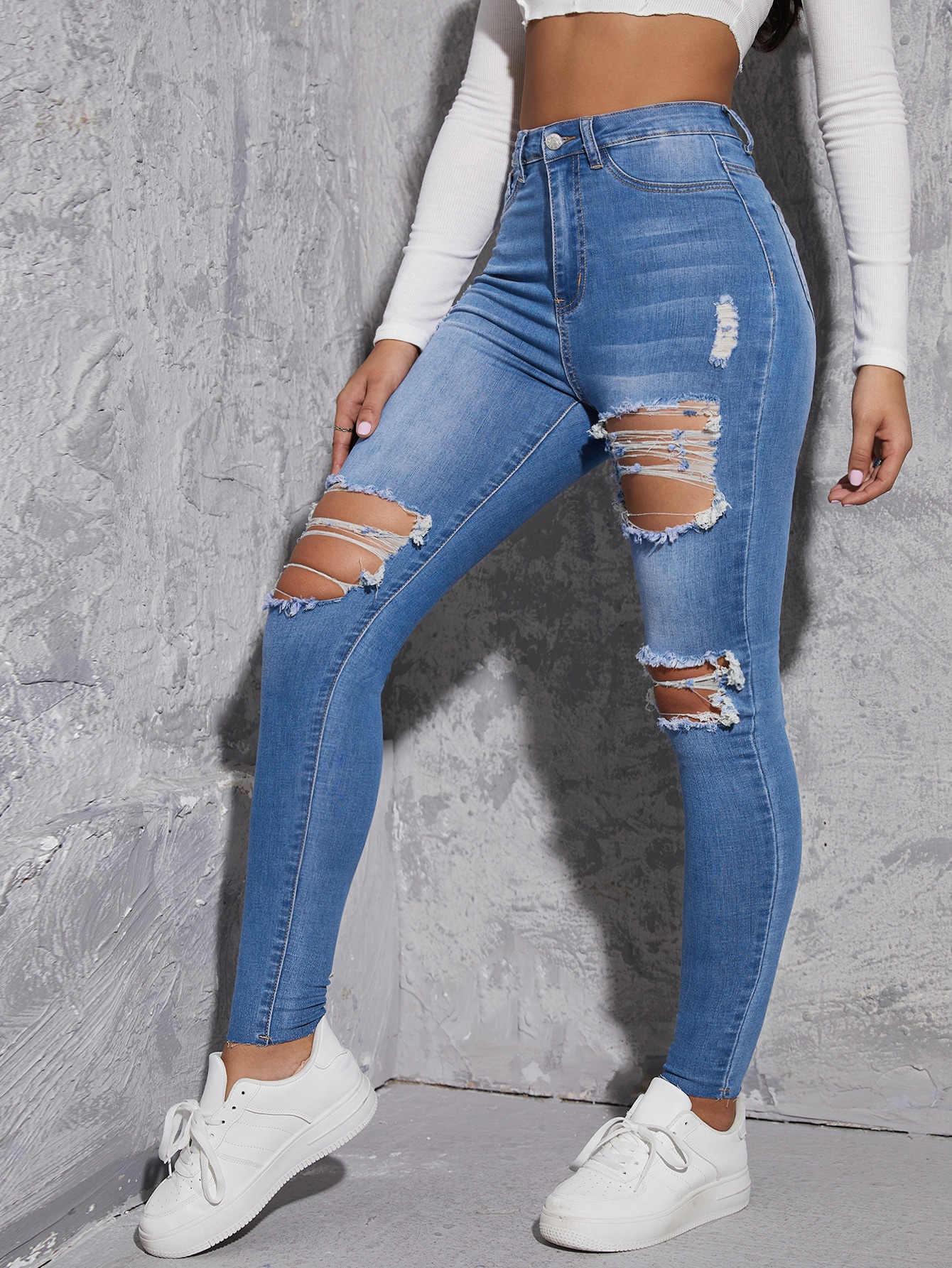 EssnceHighWaistRippedCutOutSkinnyJeans_3312863_details_2