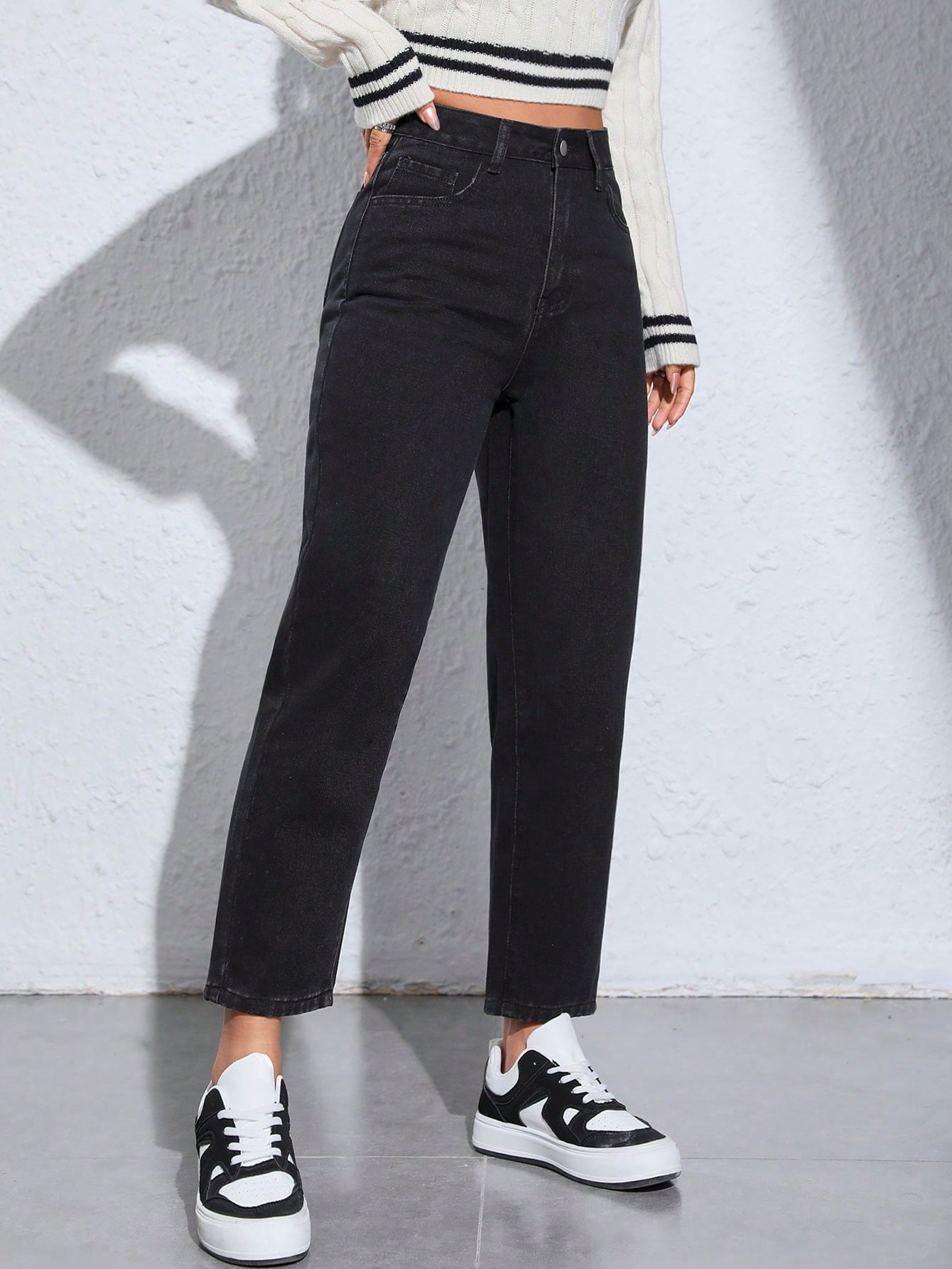 PETITEHighWaistStraightLegJeans_23237264_details_3