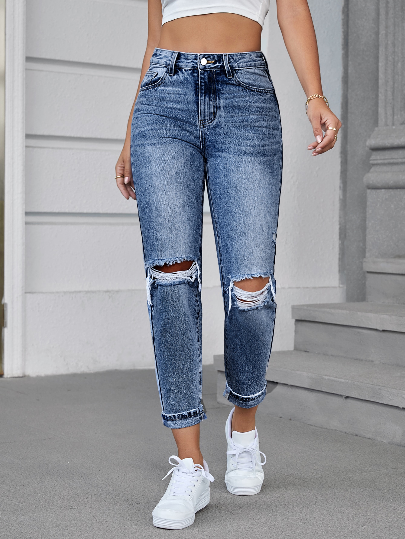 EZwearHighWaistRippedTaperedJeansWithoutBelt_11569715_details_0