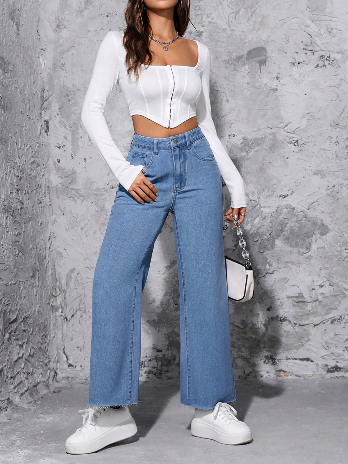 PETITEHighWaistWideLegJeans_23554788_details_2