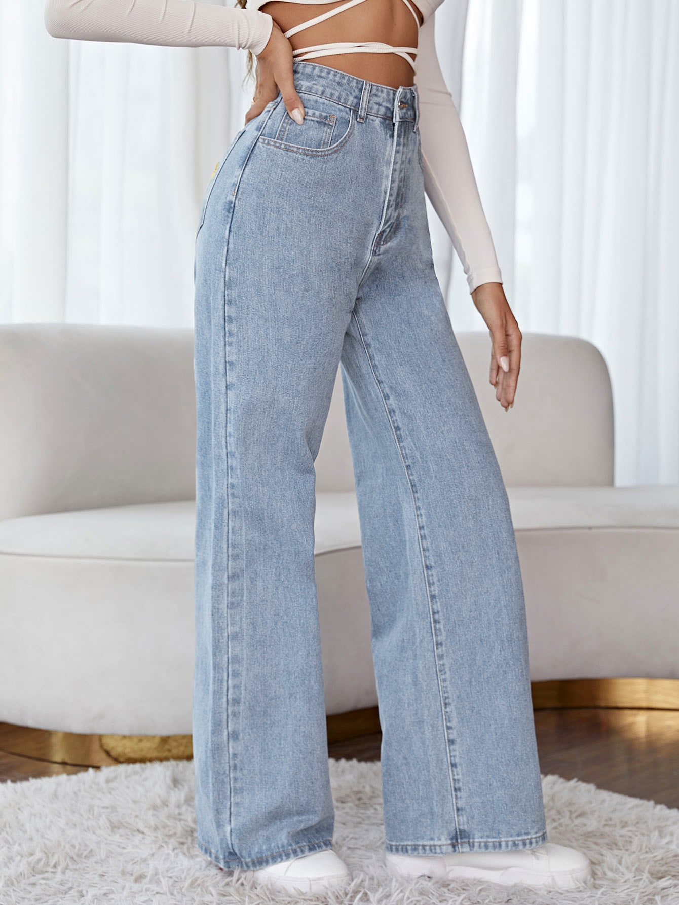 FrenchyHighWaistWideLegFloralEmbroideryJeans_3074224_details_2