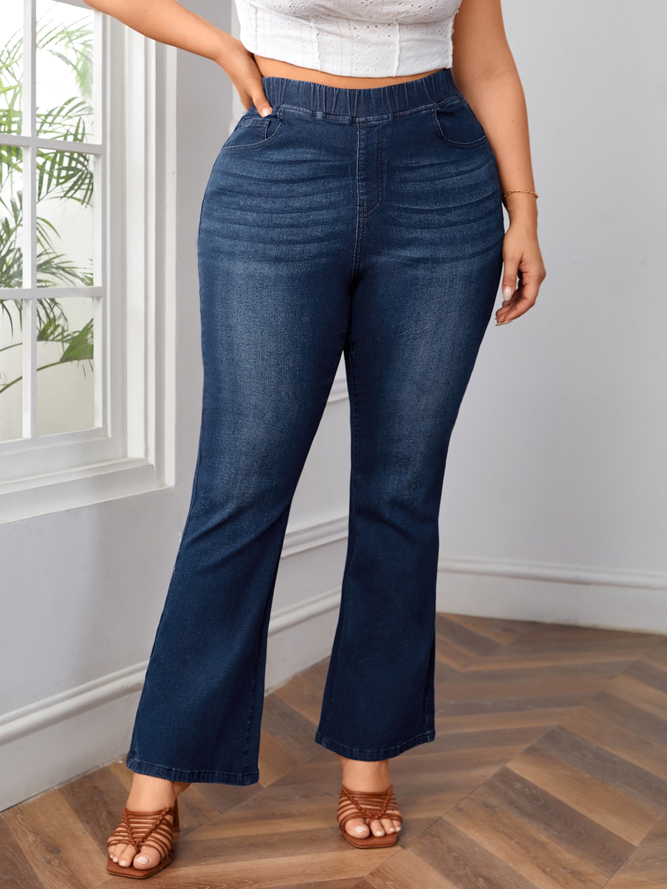 FrenchyPlusHighWaistFlareLegJeans_12768968_details_0