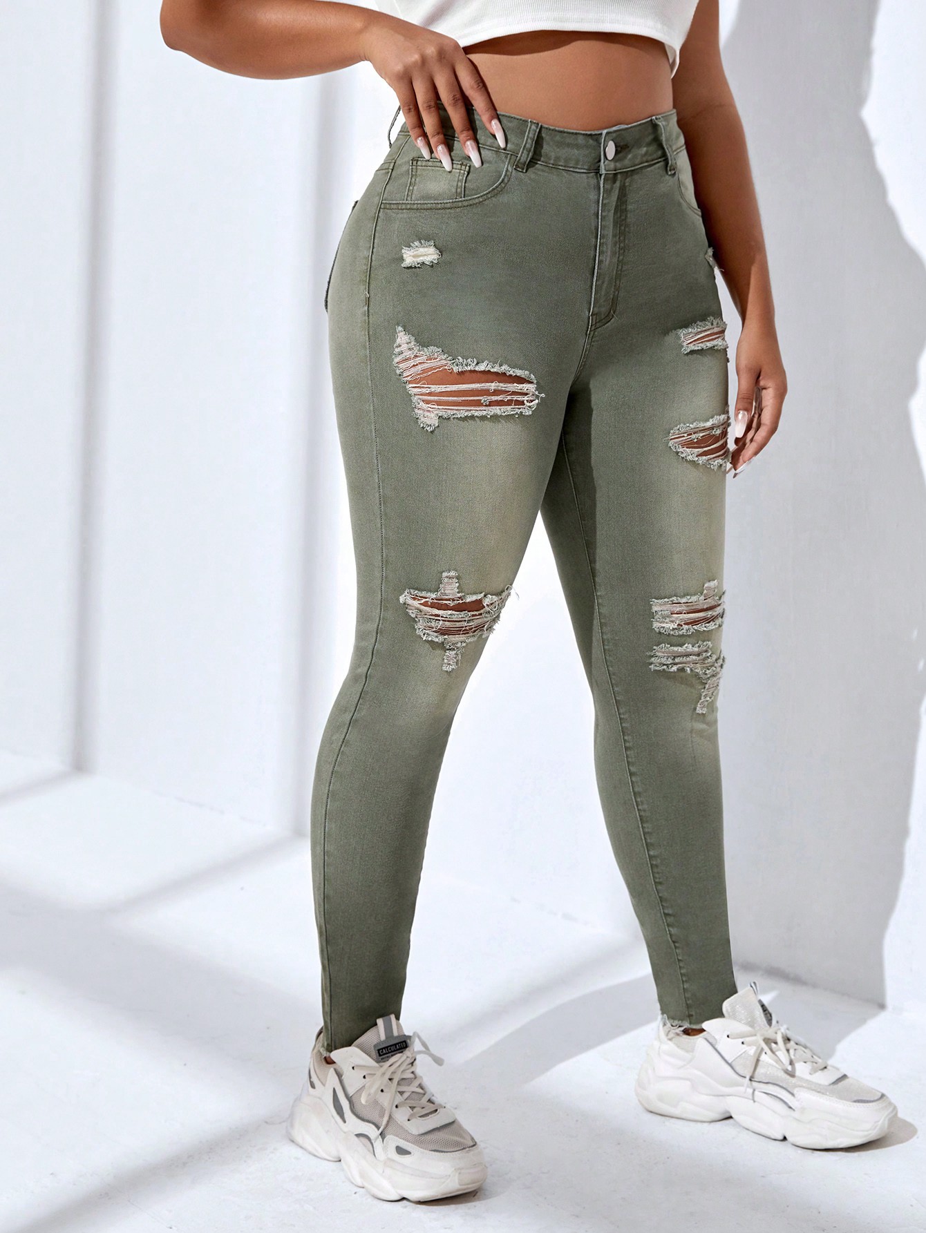 EZwearPlusHighWaistRippedSkinnyJeans_15974420_details_0