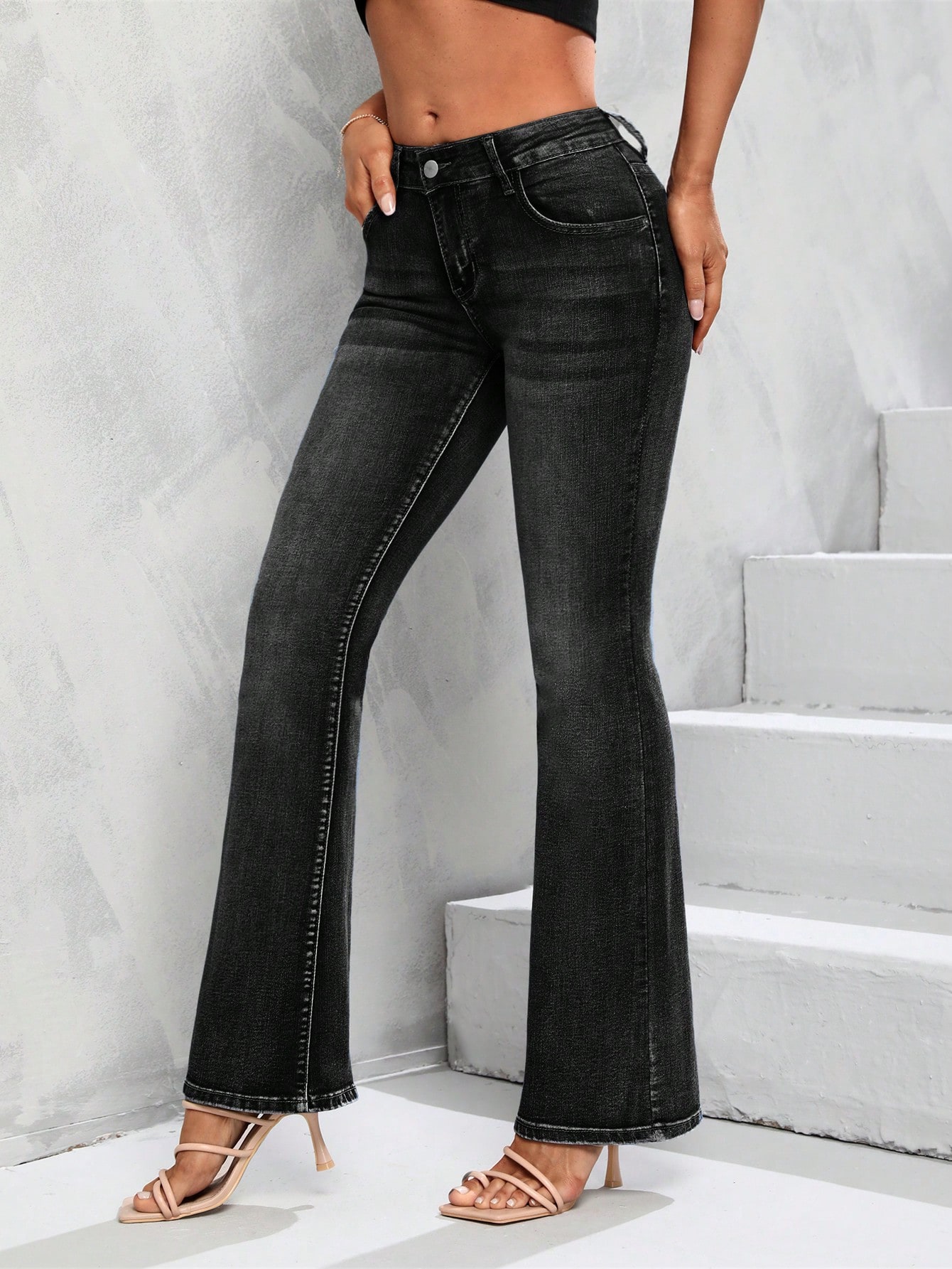 EssnceSlantPocketFlareLegJeans_23038222_details_0